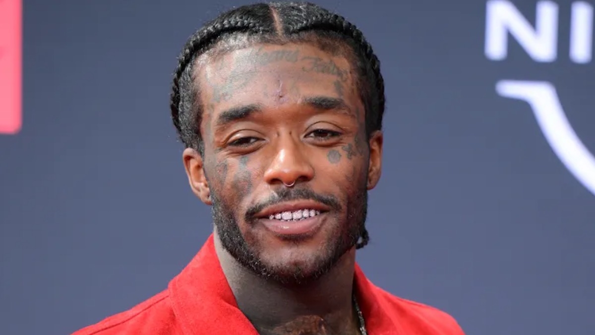 Lil Uzi Vert Sends Christmas Gifts to Fans