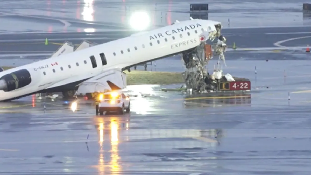 Two Pilots Killed In Plane Crash At LaGuardia