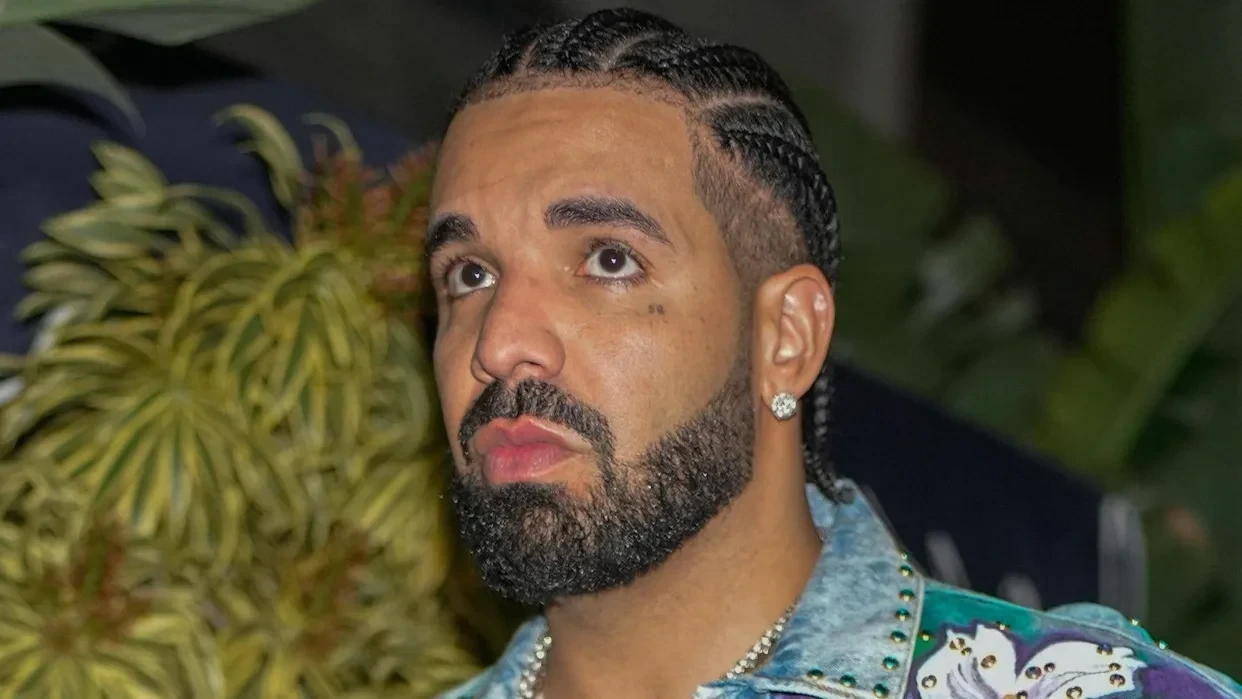 Drake OVO Brand In Legal Battle With Investor Over Four Million Dollar Loan