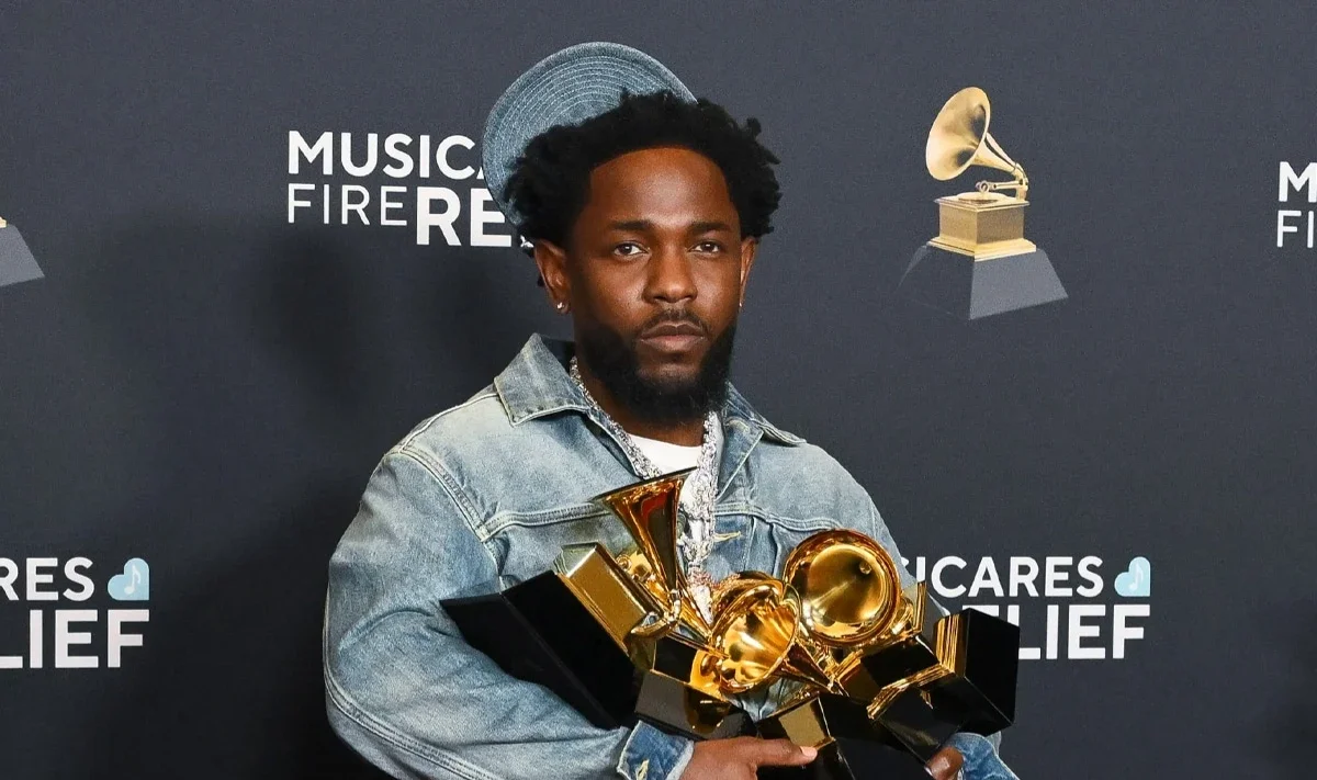  Kendrick Lamar Makes Grammy History, Officially The Most Decorated Rapper Of All Time