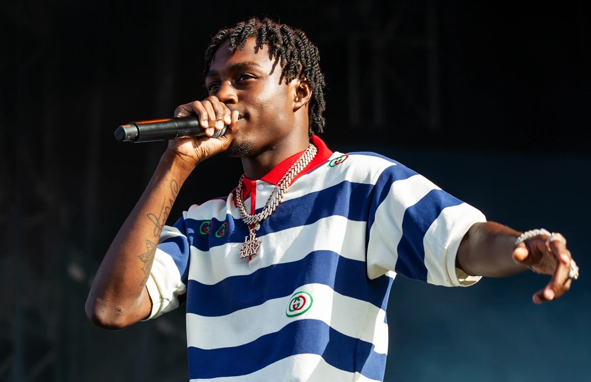 Lil Tjay Takes Shots At Real Boston Richey On Track