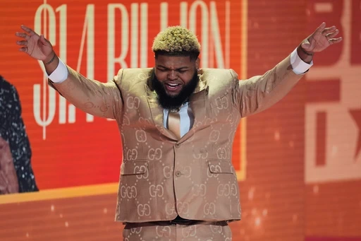 Druski Opens BET Awards Suspended From Ceiling In Unforgettable Hosting Debut