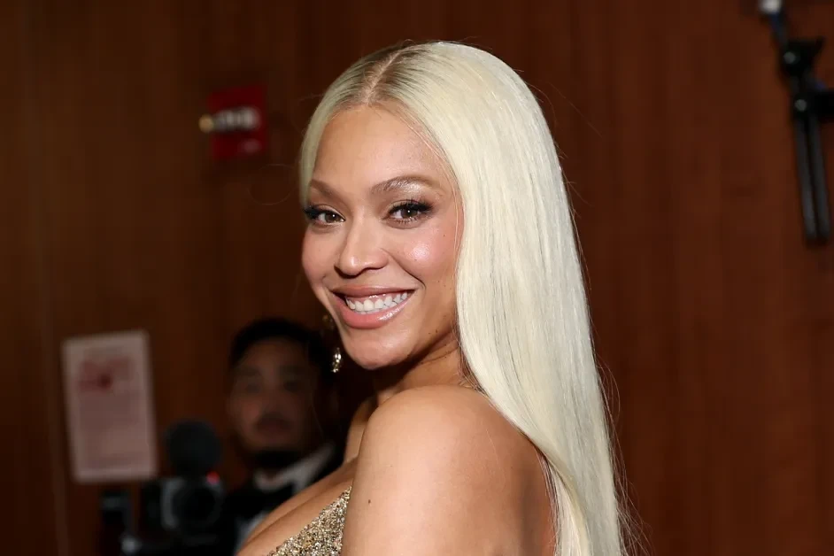 Beyonce Buys Full Ownership Of SirDavis Whisky